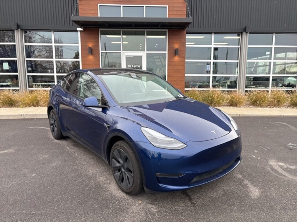 Used 2025 Tesla Model Y Long Range SUV