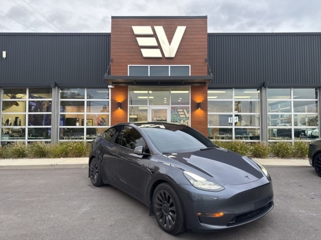 Used 2022 Tesla Model Y Performance SUV