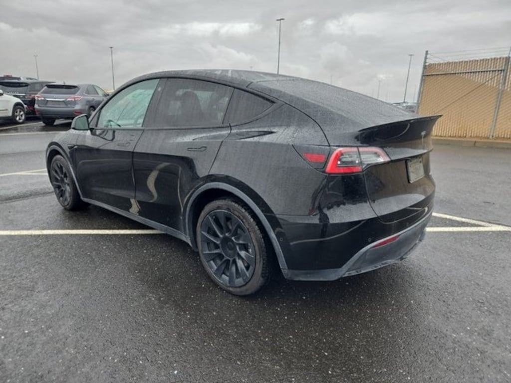 Used 2021 Tesla Model Y Long Range SUV