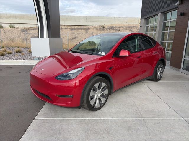 2022 Tesla Model Y Long Range photo 3