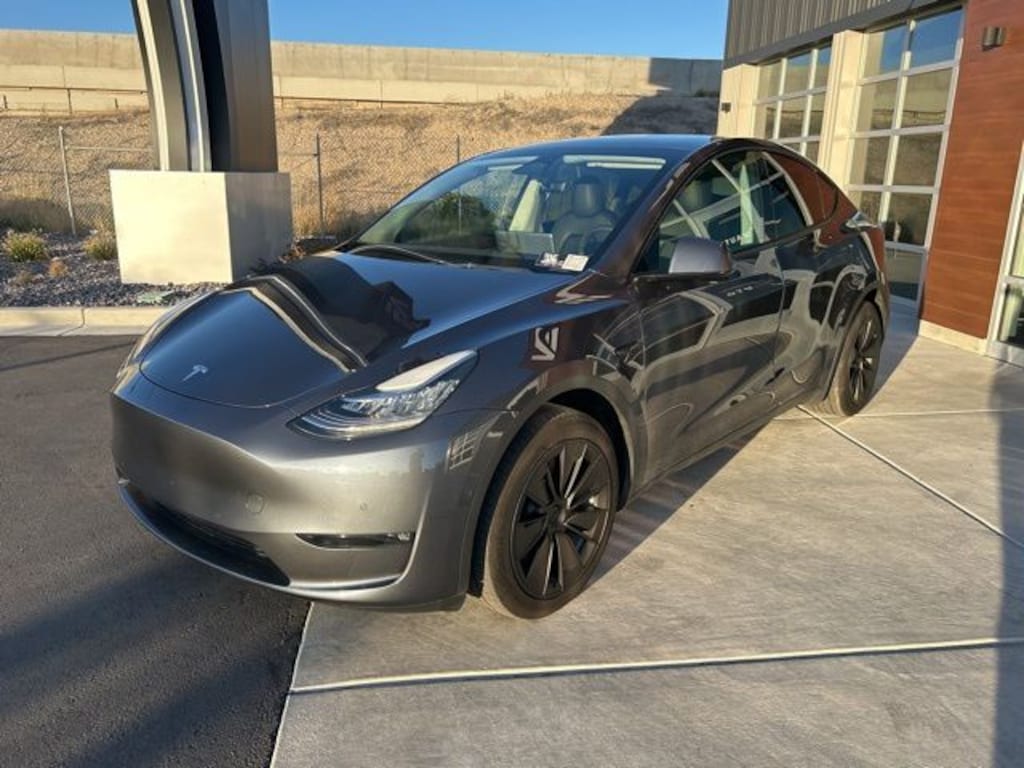 Used 2022 Tesla Model Y Long Range SUV