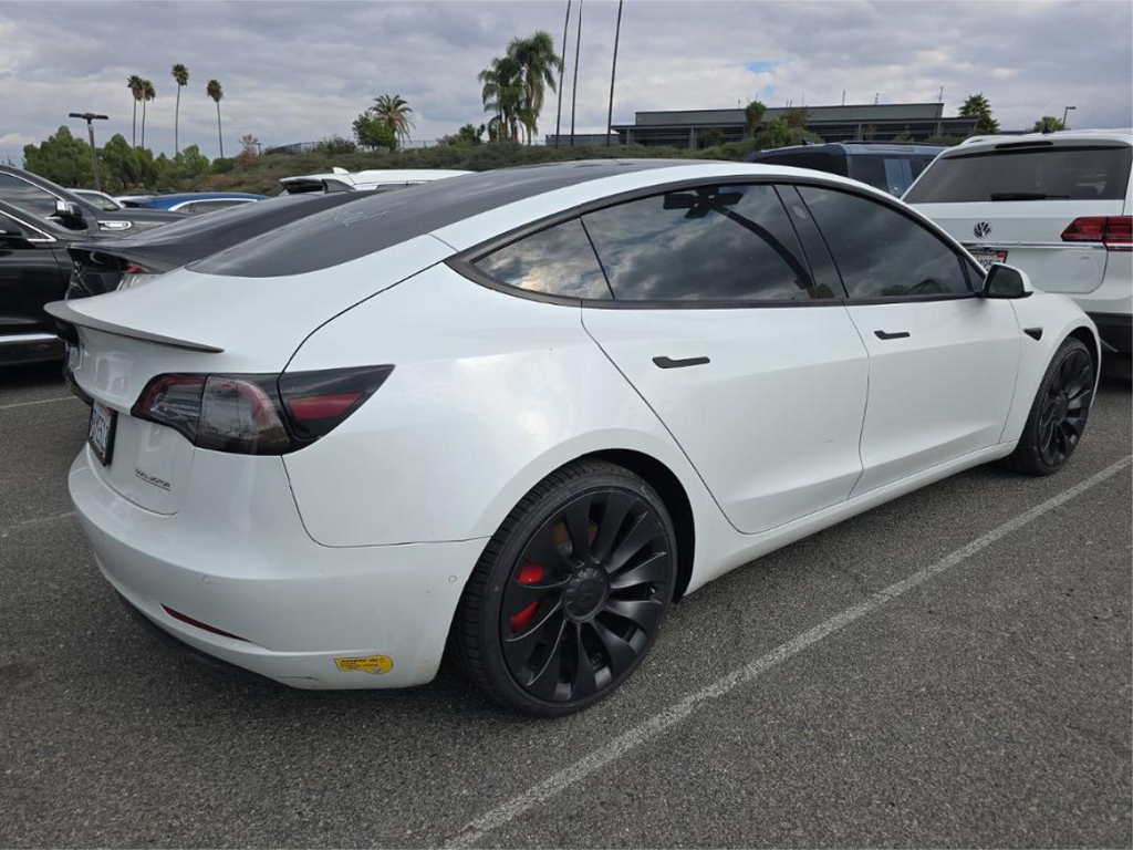 2022 Tesla Model 3 Performance photo 3