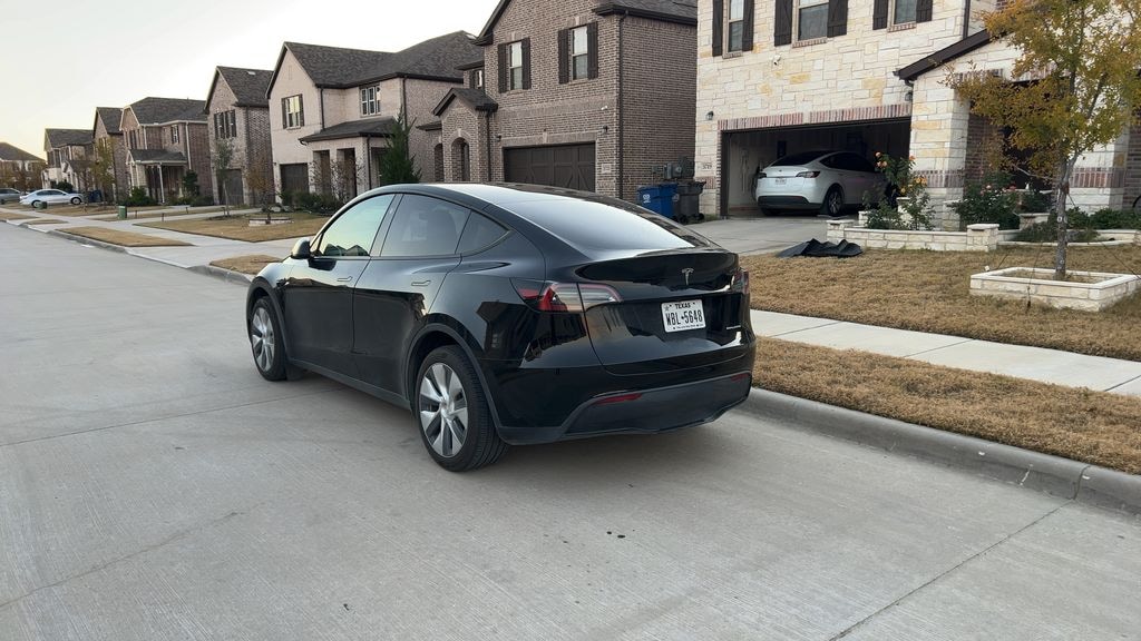 Used 2024 Tesla Model Y Long Range SUV