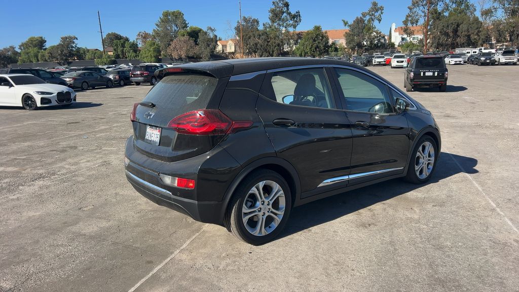 2021 Chevrolet Bolt EV photo 3