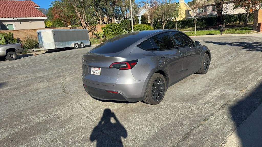 Used 2025 Tesla Model Y Long Range SUV