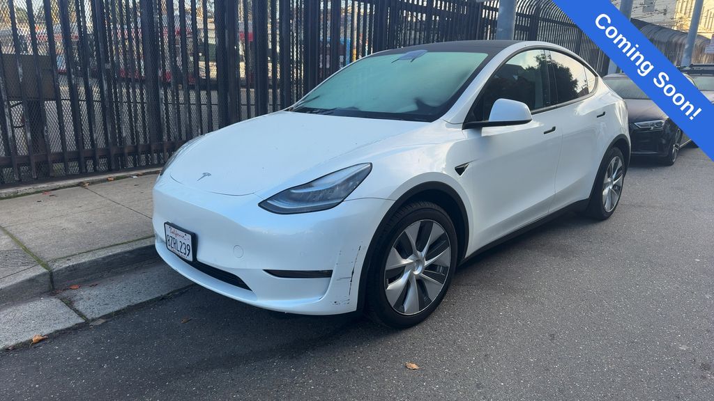 2022 Tesla Model Y Long Range's photo