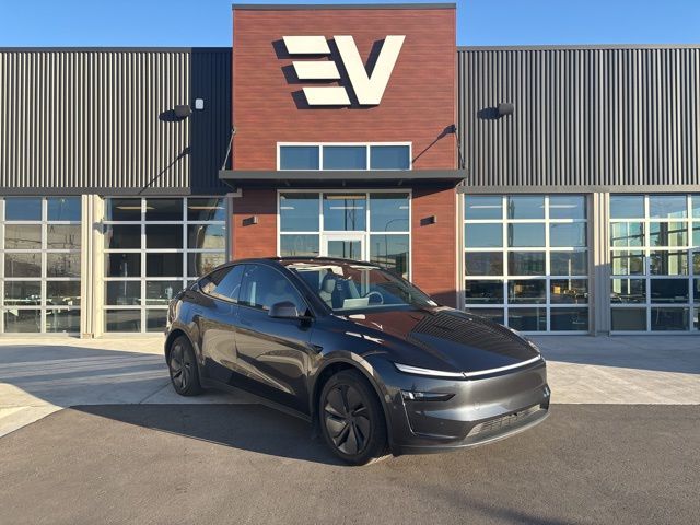 2026 Tesla New Model Y Long Range's photo