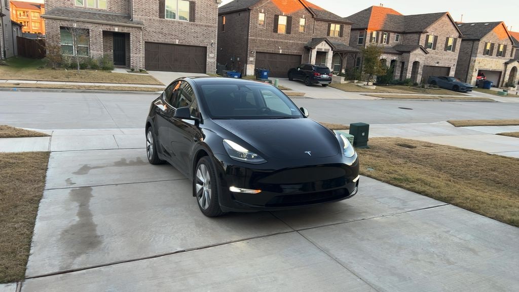 Used 2024 Tesla Model Y Long Range SUV