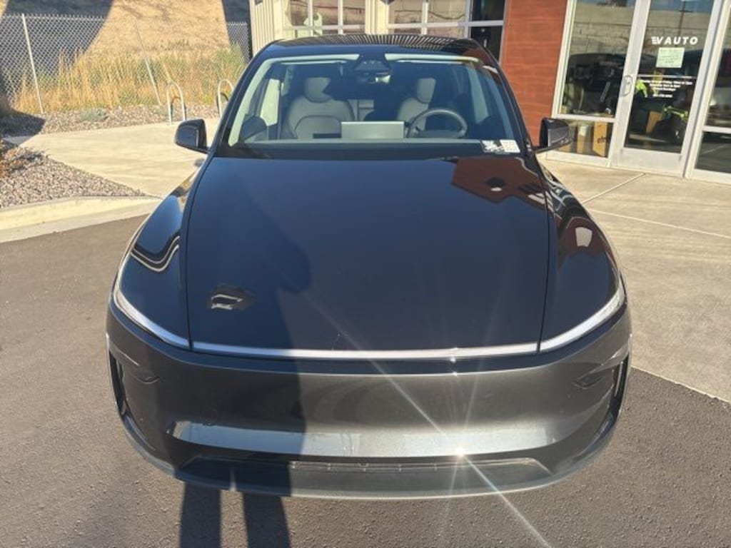 Used 2026 Tesla Model Y Long Range SUV