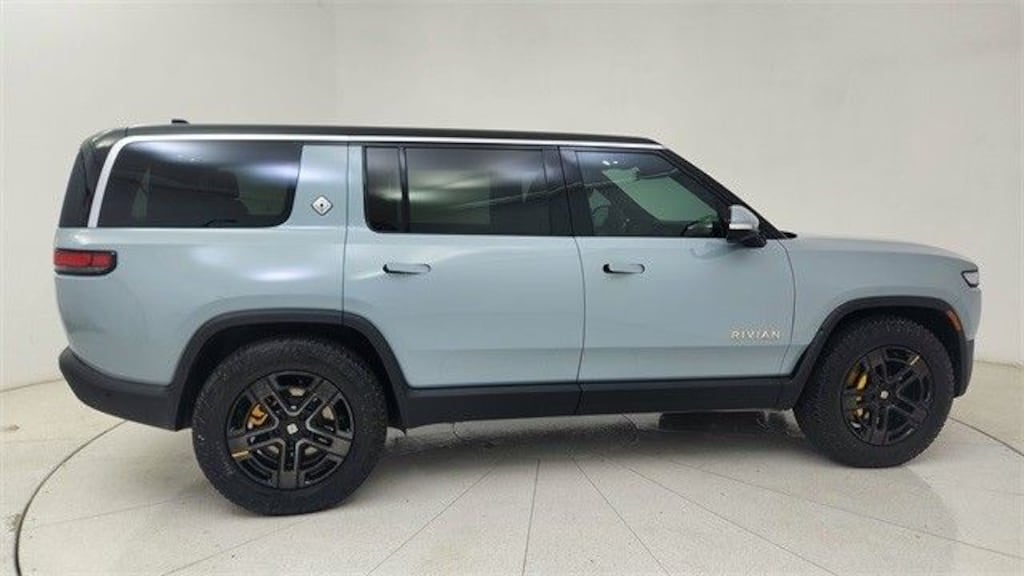 Used 2023 Rivian R1S Launch Edition SUV