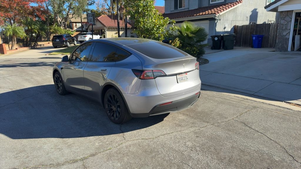 Used 2025 Tesla Model Y Long Range SUV