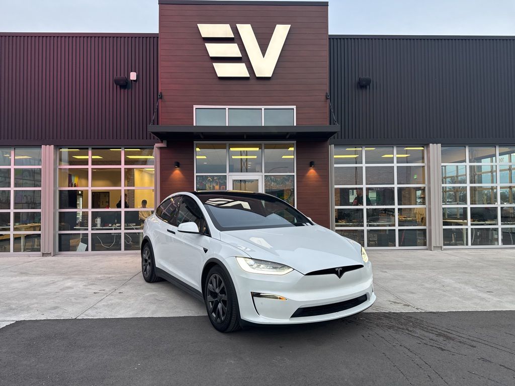 2023 Tesla Model X Plaid's photo