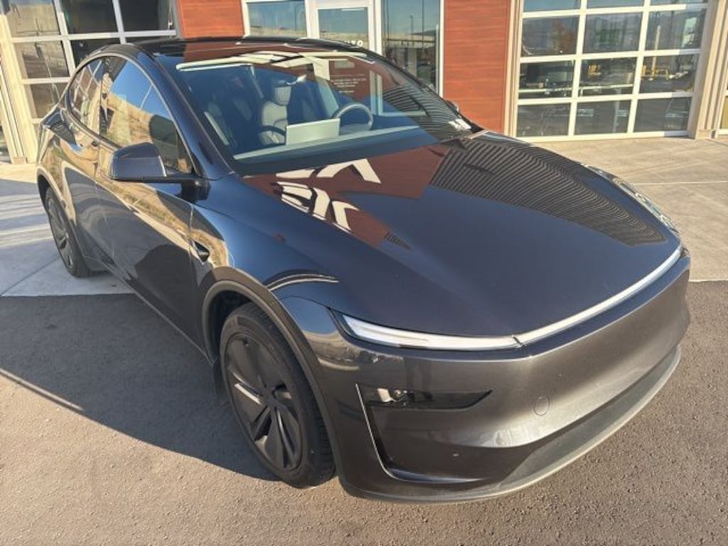 Used 2026 Tesla Model Y Long Range SUV
