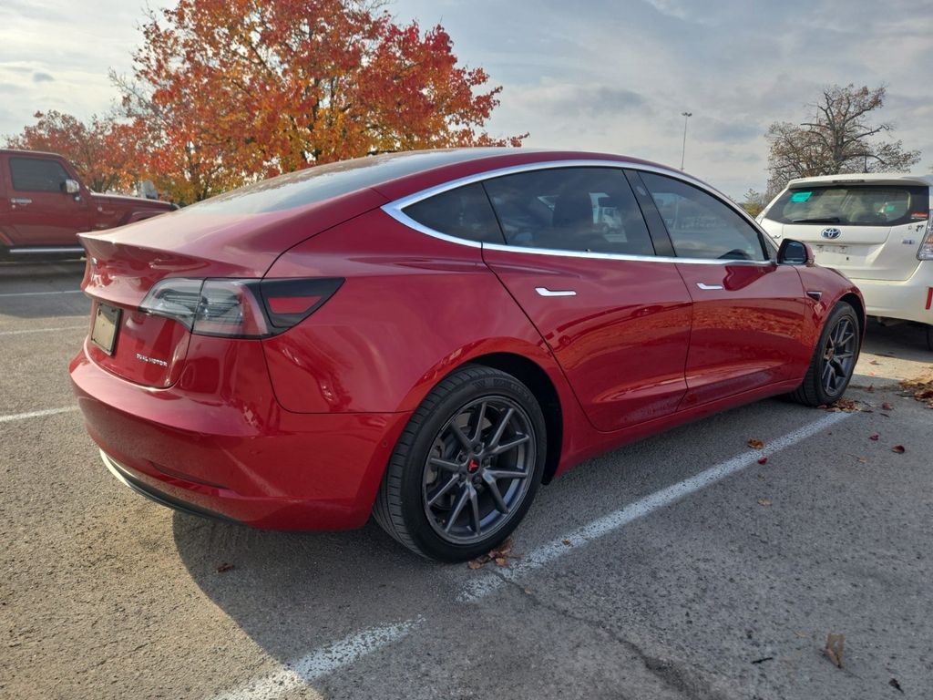 2020 Tesla Model 3 Long Range photo 3