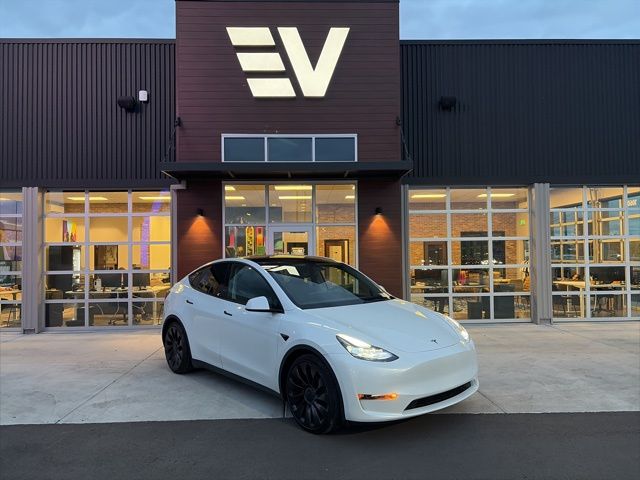 2023 Tesla Model Y Performance