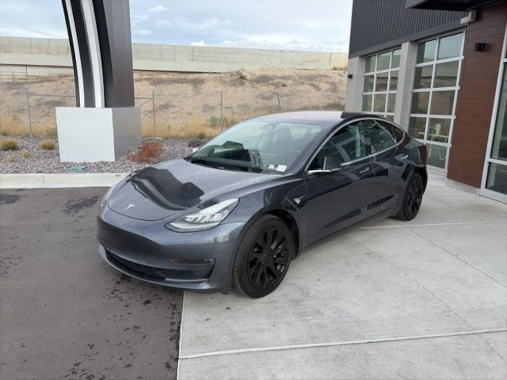 Used 2018 Tesla Model 3 Long Range Sedan