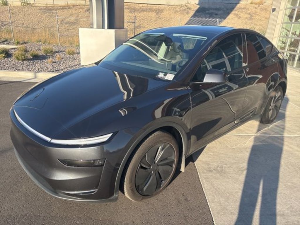 Used 2026 Tesla Model Y Long Range SUV