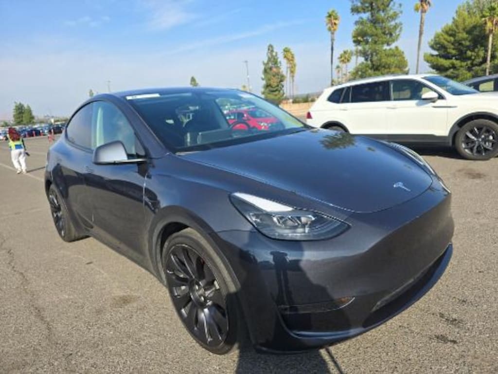 Used 2023 Tesla Model Y Performance SUV