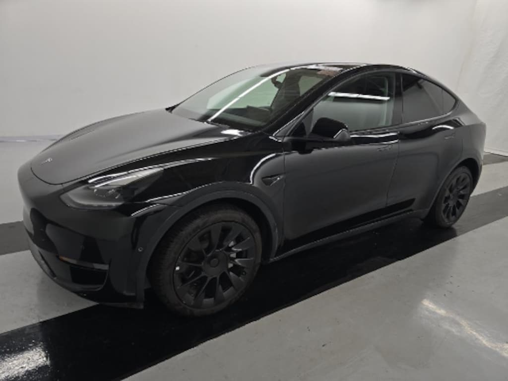 Used 2022 Tesla Model Y Long Range SUV