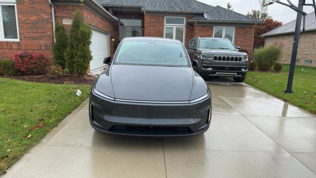 Used 2026 Tesla Model Y Long Range SUV