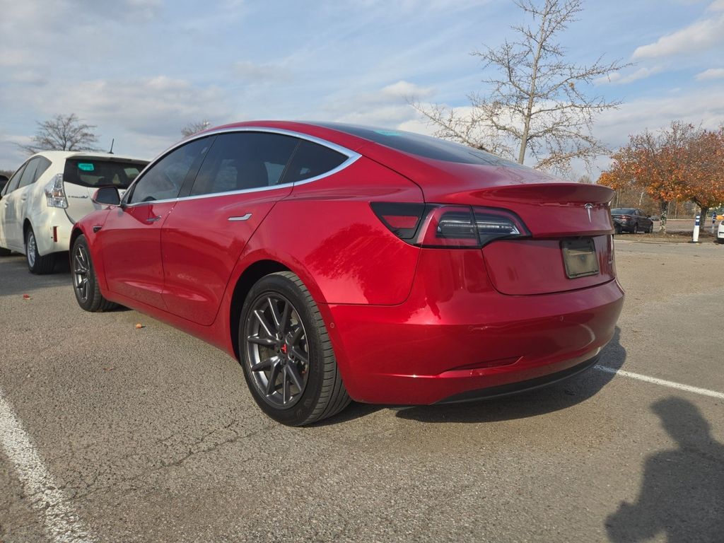2020 Tesla Model 3 Long Range photo 2