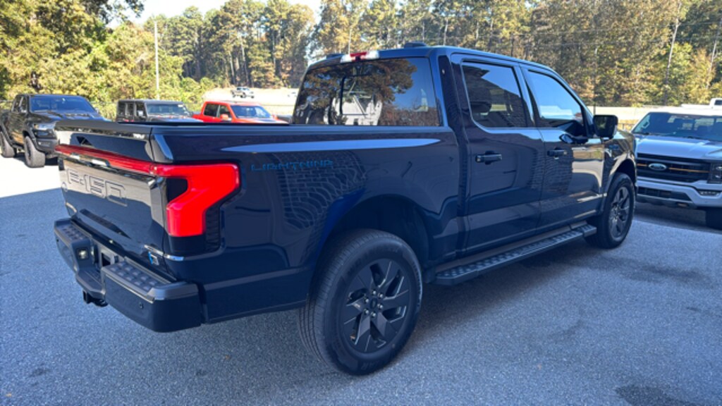 Used 2024 Ford F-150 Lightning Lariat Truck