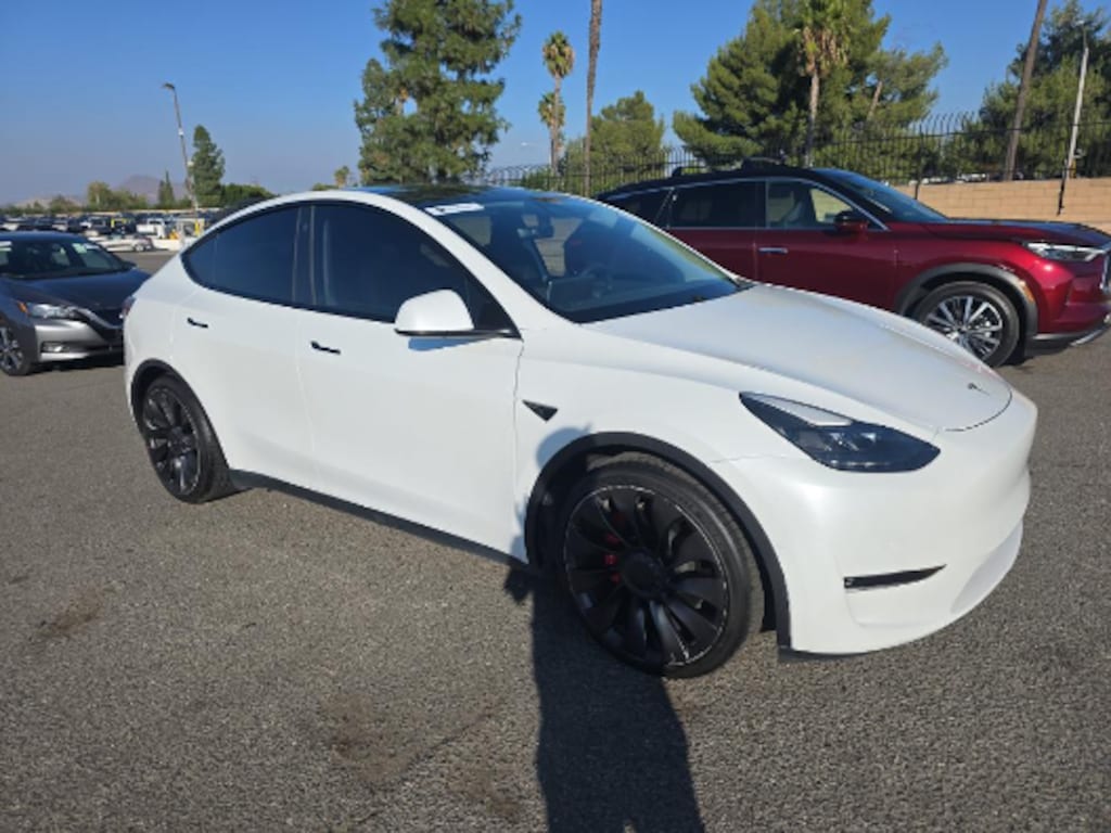 Used 2022 Tesla Model Y Performance SUV