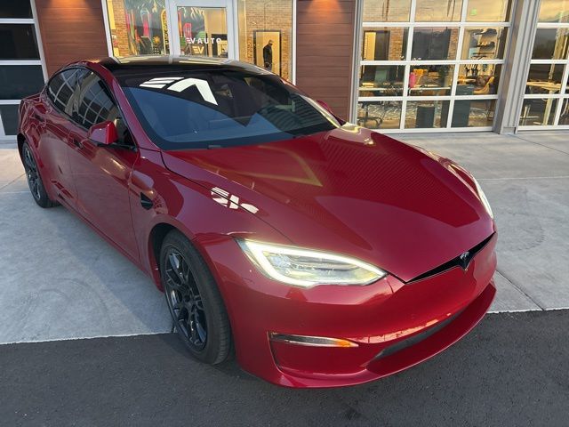 2022 Tesla Model S Plaid photo 2