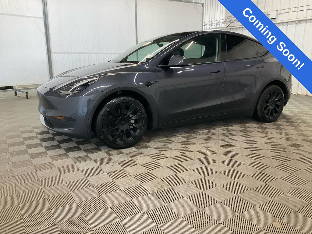 2023 Tesla Model Y Long Range's photo