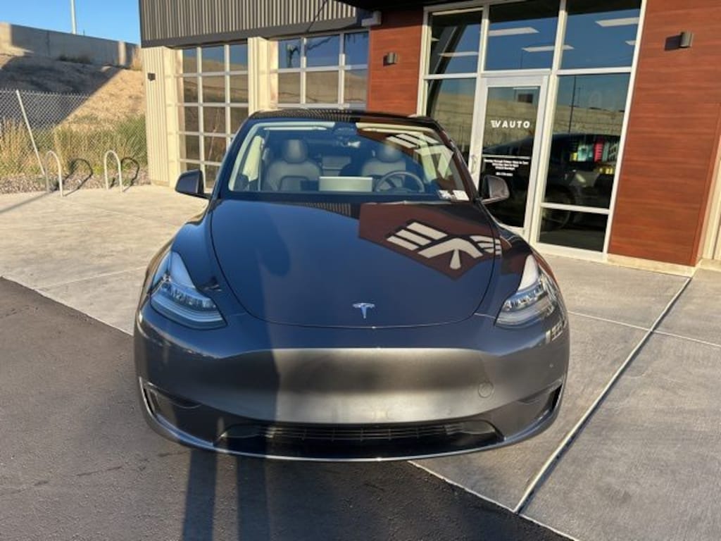 Used 2022 Tesla Model Y Long Range SUV