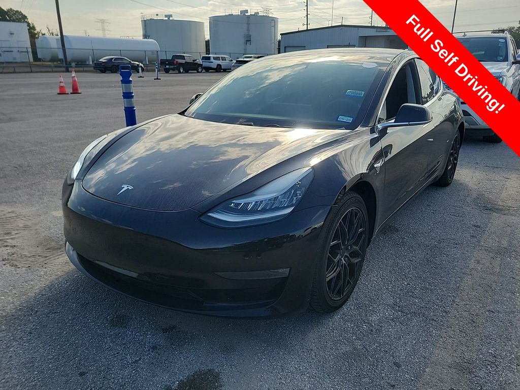 2020 Tesla Model 3 Base's photo