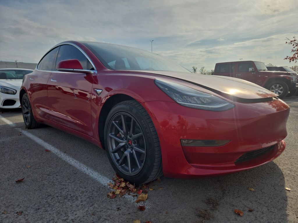 2020 Tesla Model 3 Long Range photo 4