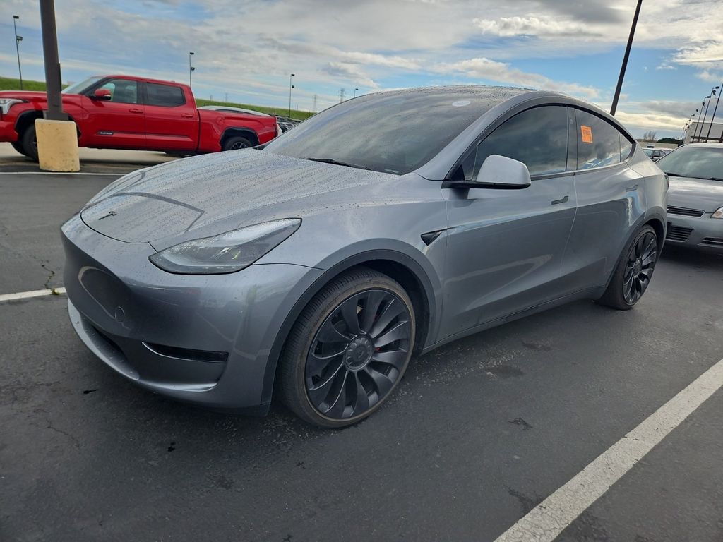 2024 Tesla Model Y Performance's photo