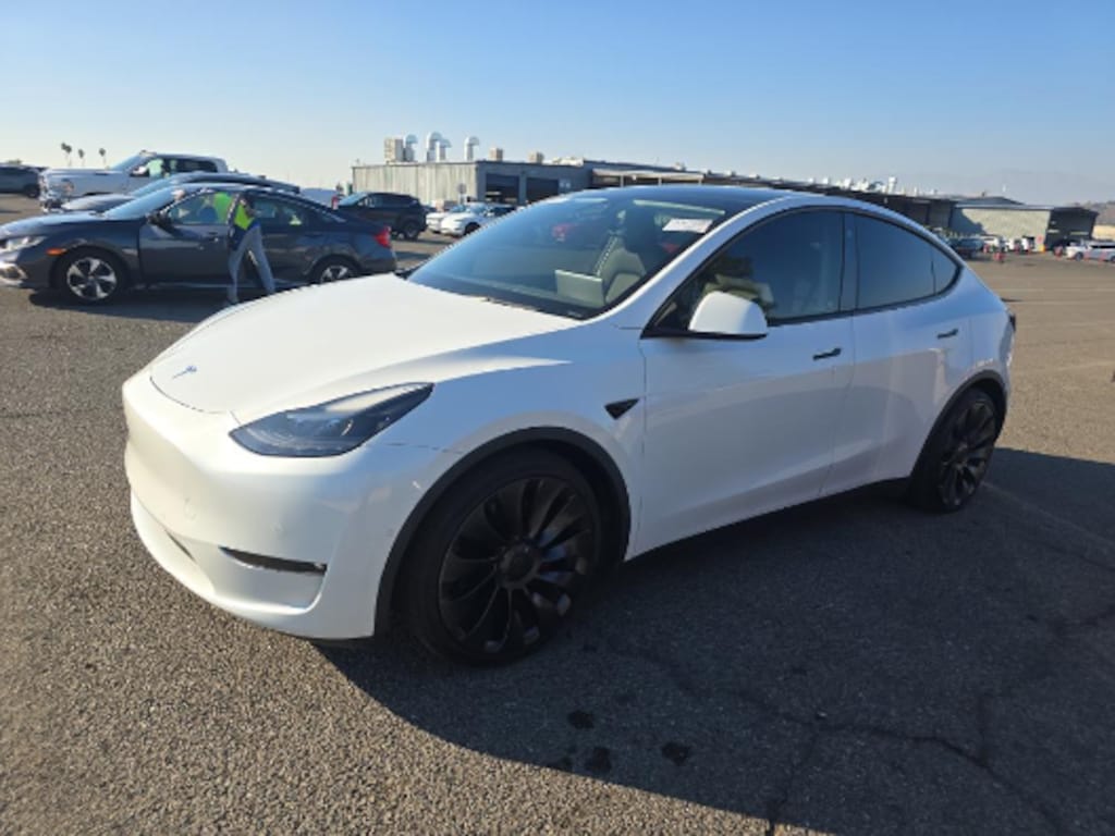 Used 2022 Tesla Model Y Performance SUV
