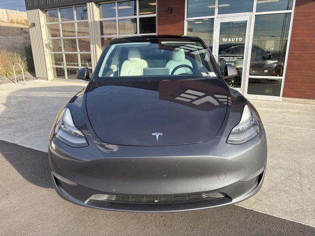 2021 Tesla Model Y Long Range photo 3