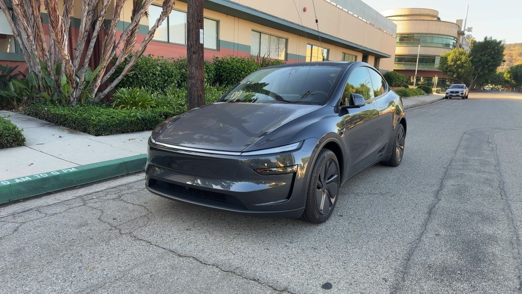Used 2026 Tesla Model Y Long Range SUV