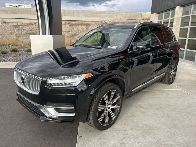 2022 Volvo XC90 Recharge T8 Inscription photo 2