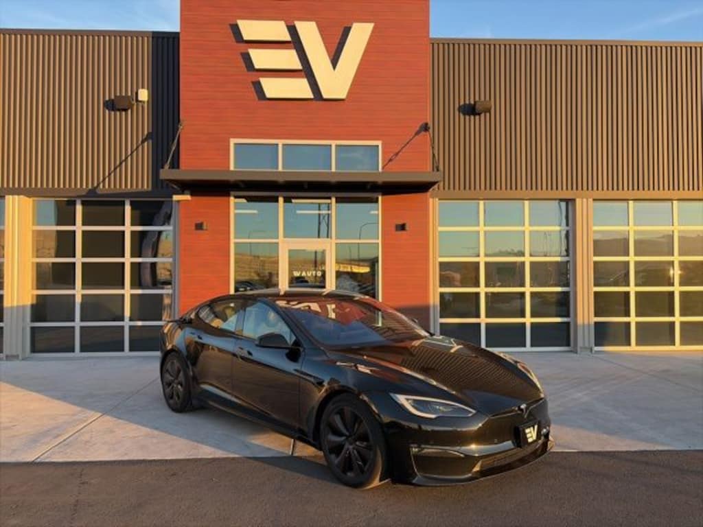 Used 2023 Tesla Model S Base Hatchback