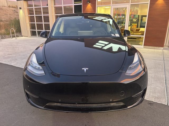 2022 Tesla Model Y Long Range photo 3