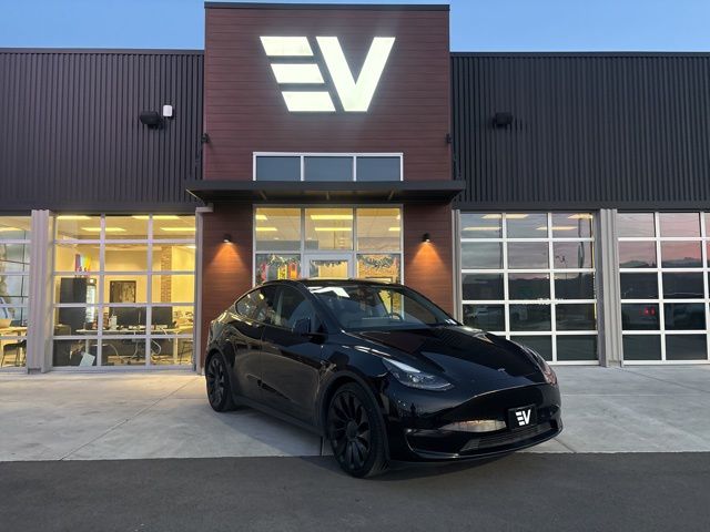 2023 Tesla Model Y Performance's photo