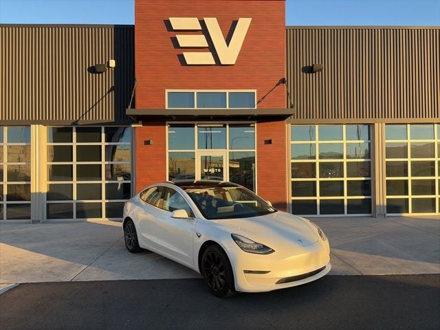 2020 Tesla Model 3 Base's photo