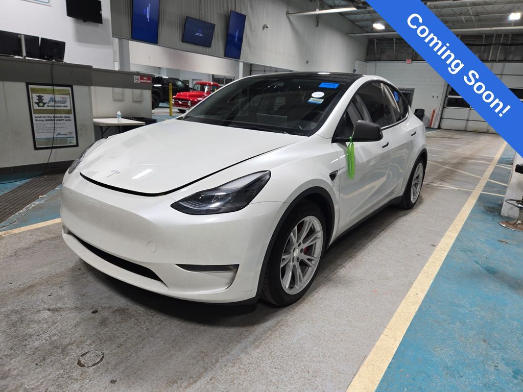2023 Tesla Model Y Performance's photo