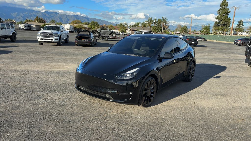 2023 Tesla Model Y Performance's photo