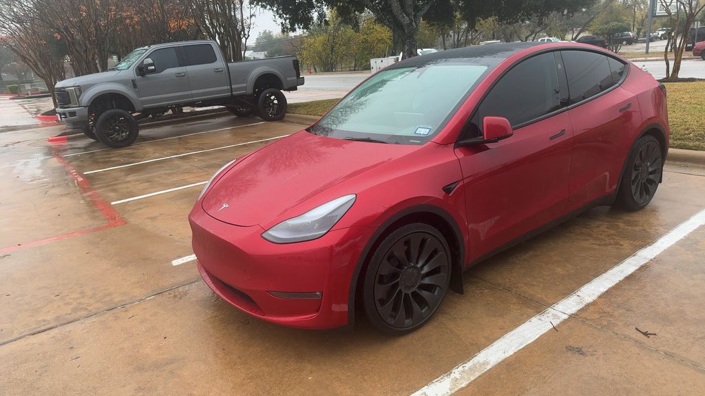 2023 Tesla Model Y Performance's photo