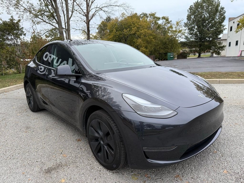Used 2024 Tesla Model Y Long Range SUV