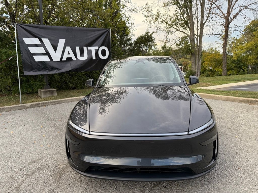 Used 2026 Tesla Model Y Long Range SUV