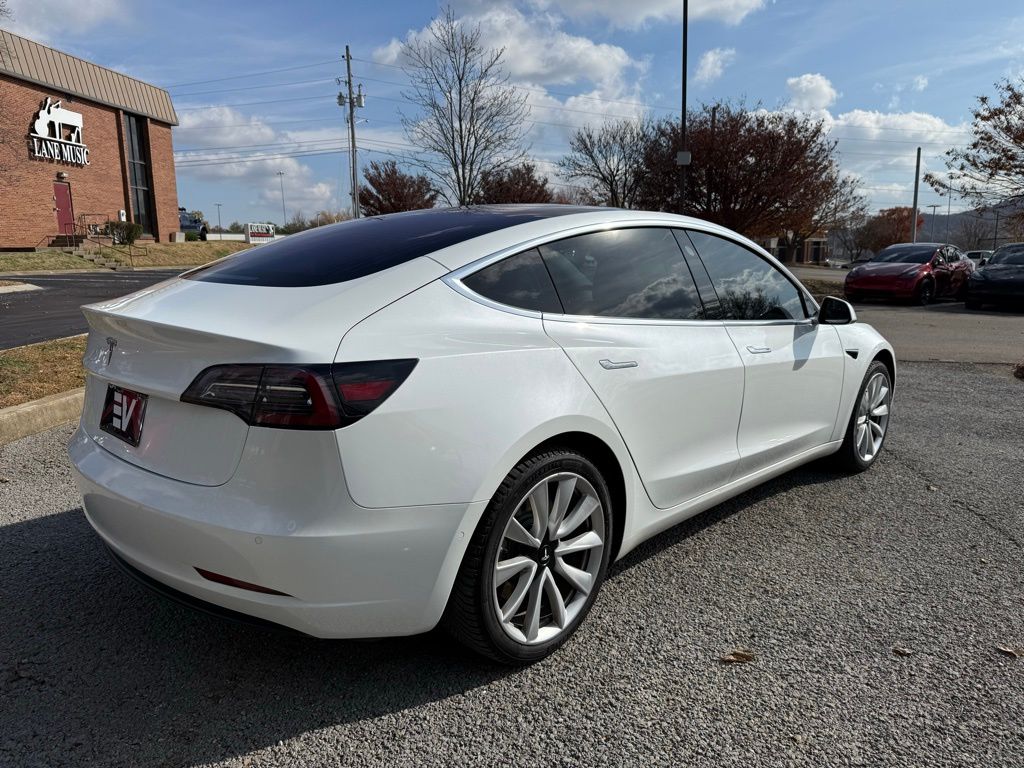2018 Tesla Model 3 Long Range photo 4