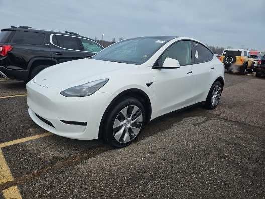 2023 Tesla Model Y Long Range