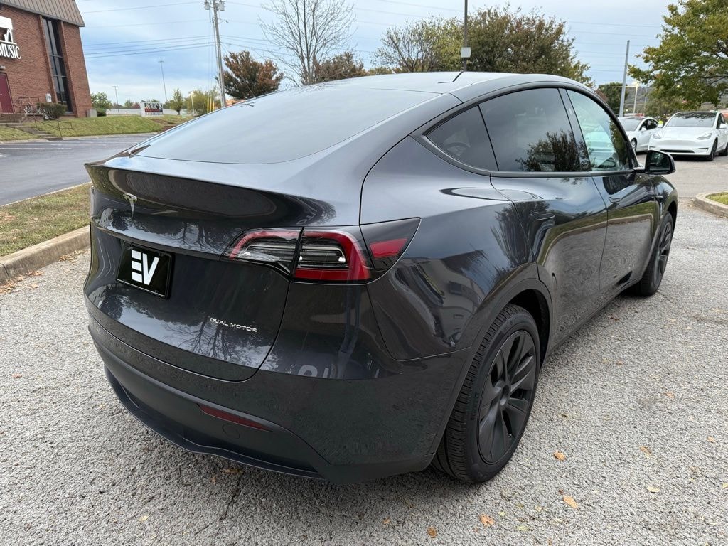 Used 2024 Tesla Model Y Long Range SUV