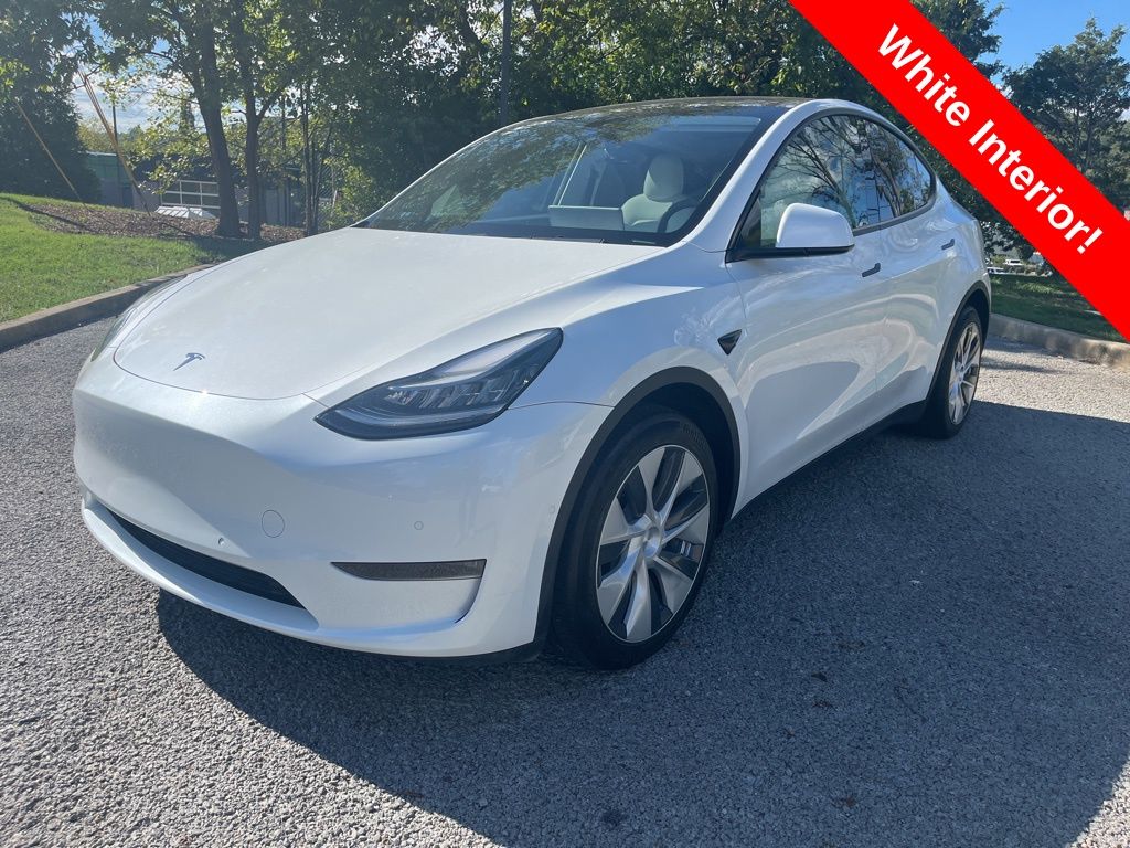 2021 Tesla Model Y Long Range's photo